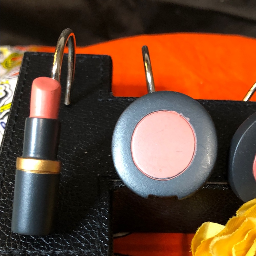 Resin Decorative shower curtain hooks - Picture 5 of 7